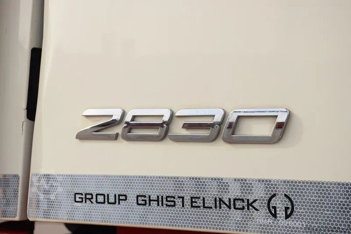 Loading platform Mercedes-Benz Arocs 2830