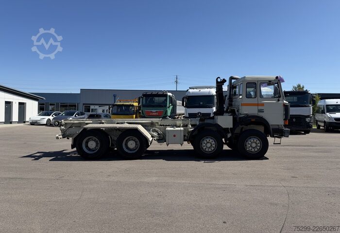 Abrollkipper Iveco 300-30 AH 8x4 Hakengerät / Swiss-Vehicle