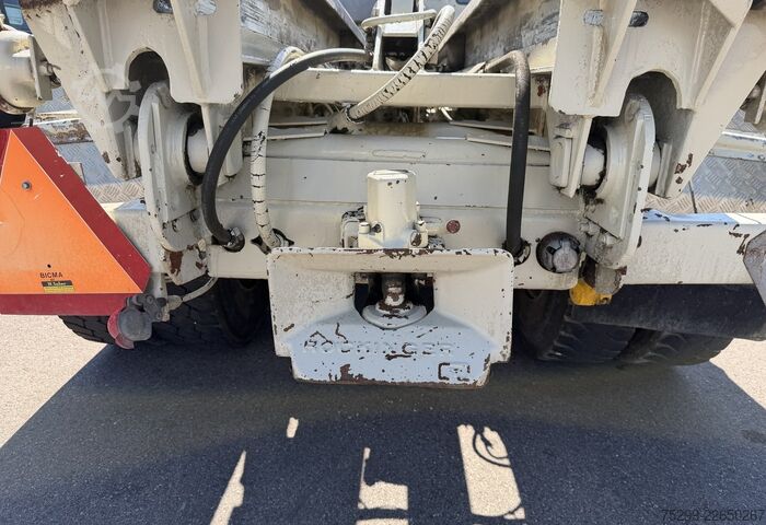 Abrollkipper Iveco 300-30 AH 8x4 Hakengerät / Swiss-Vehicle