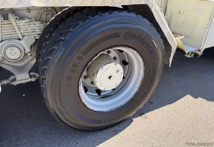 Abrollkipper Iveco 300-30 AH 8x4 Hakengerät / Swiss-Vehicle