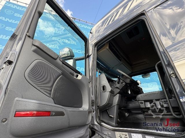 Standard tractor unit Scania R 500 LA4x2HNB RETARDER FULL AIR MANUAL V8