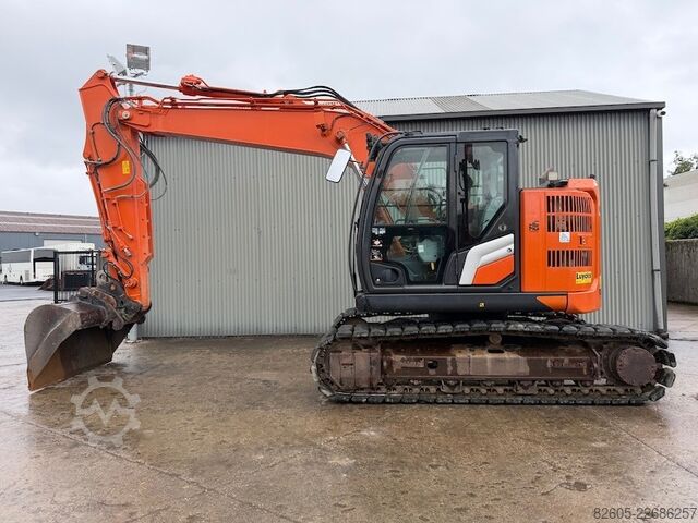 Crawler excavator Hitachi ZX 135 US-7