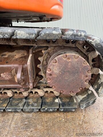 Crawler excavator Hitachi ZX 135 US-7