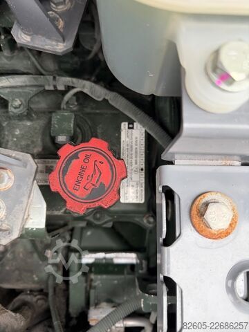 Raupenbagger Hitachi ZX 135 US-7
