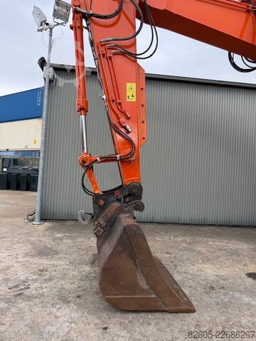 Crawler excavator Hitachi ZX 190 LC-6