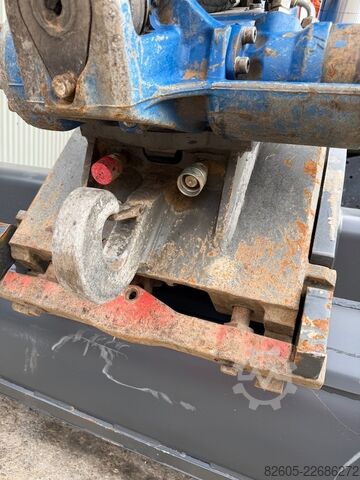 Wheel excavator Hitachi ZX 145 W-3