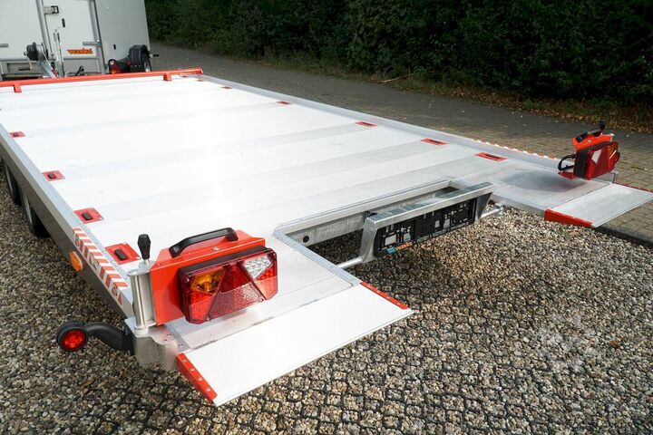 Autotransporter Vezeko IMOLA 27.43 RACE MASTER | HANDSEILWINDE 502X209CM 2700KG AUTOTRAILER