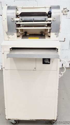Hörnchenwickelmaschine Fritsch Rollex