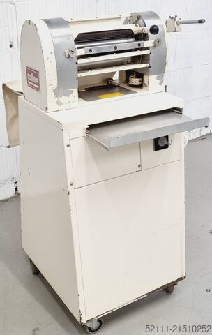 Hörnchenwickelmaschine Fritsch Rollex