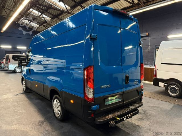 High top van IVECO Daily 35S18 Kasten L2H2 STHZ LED R-CAM AHK 3,5T