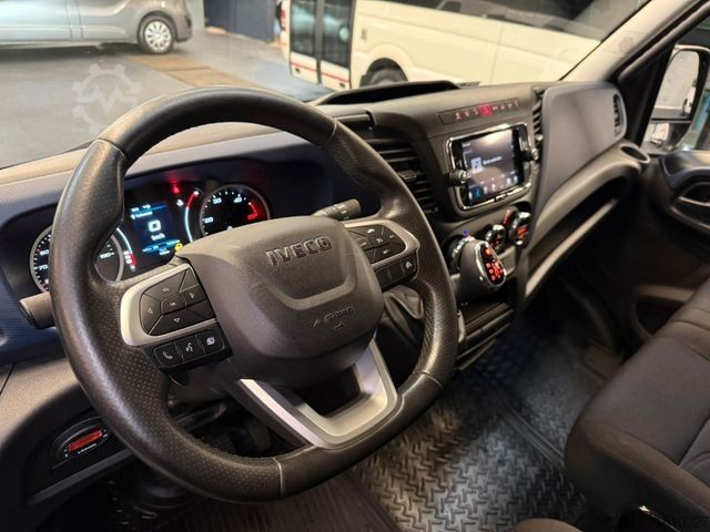 High top van IVECO Daily 35S18 Kasten L2H2 STHZ LED R-CAM AHK 3,5T