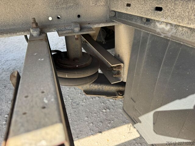 Schiebeplanen Schmitz Cargobull 3-Asser / Lift Axle / Kooiaap / NL Trailer