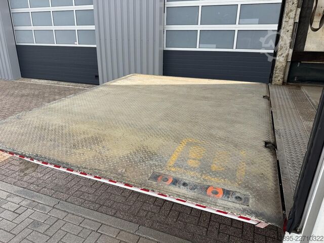 Schiebeplane Mercedes-Benz Antos 1824, Tautliner, PTO preparation, Taillift