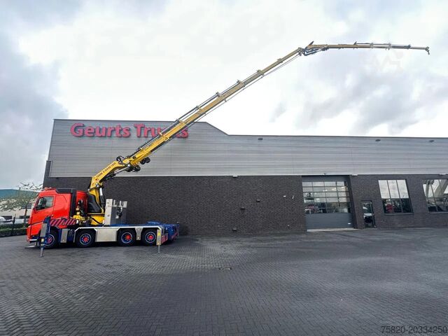 Crane truck Volvo FH 500 8x2 FR TREKKER / BAKWAGEN MET HIAB X-HIP...