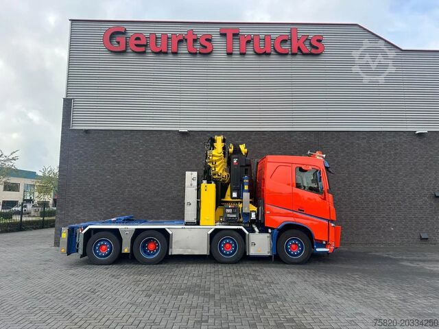 Crane truck Volvo FH 500 8x2 FR TREKKER / BAKWAGEN MET HIAB X-HIP...