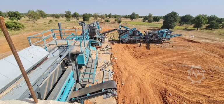 Brechanlagen Constmach Mobile Rock Crushing Plant Mobile stone crushing plant 120-150 tph