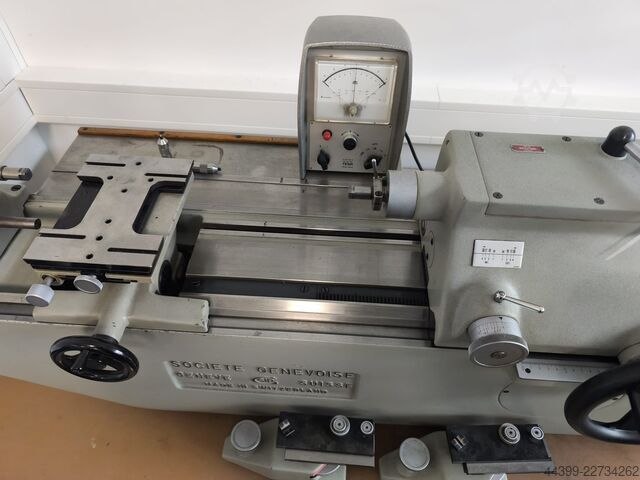 Universal length measuring machine SIP – Société Genevoise d’Instruments de MUL-1000