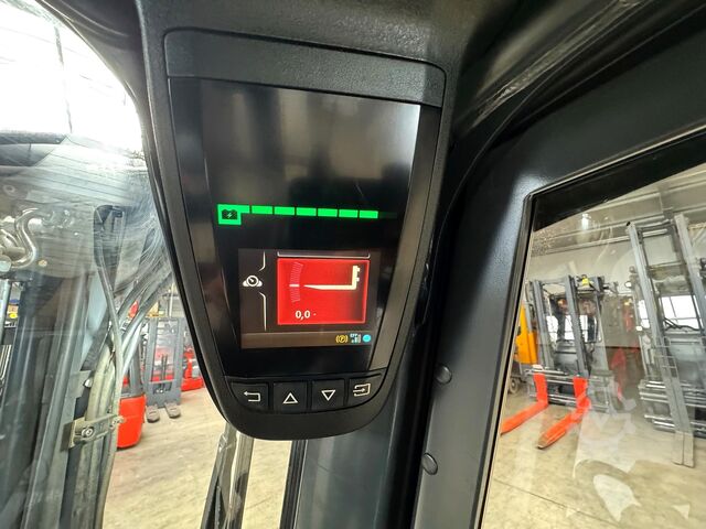 3.+4.V Seitenschieber Elektro 7.399 h Linde E 20PH