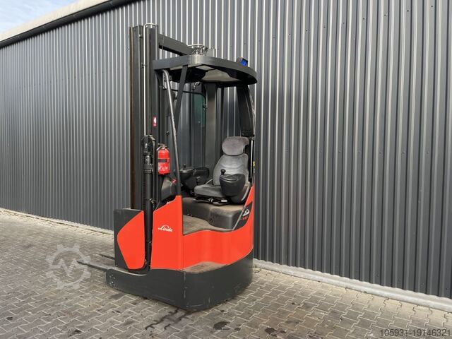 Schubmaststapler Linde R16X-03