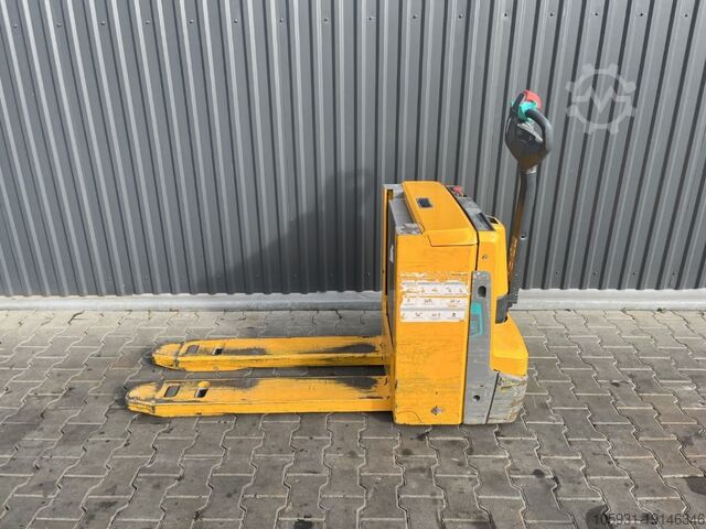 Electric Pallet Truck Jungheinrich EJEC20
