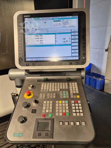 Vertikales Bearbeitungszentrum DECKEL MAHO DMF 260 linear NEW DMG Design