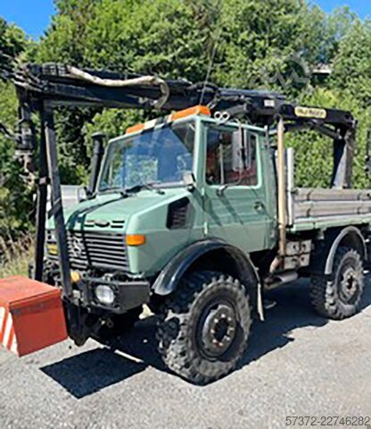 UNIMOG Mercedes-Benz 425 (U1500)