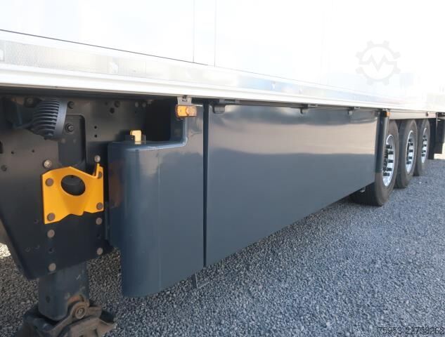 Reefer semitrailer Schmitz Cargobull SKO 24 bitemp Multitemp Doppelstock Vector HE19 Mt