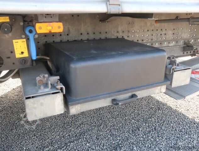 Open semitrailer with tarp Schmitz Cargobull SCS 24 Liftachse P-Kasten Getränke LBW