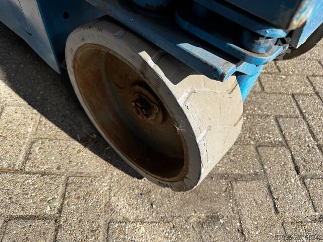 Scissor lift Genie GS2632 Hoogwerker Schaarhoogwerker (2007)