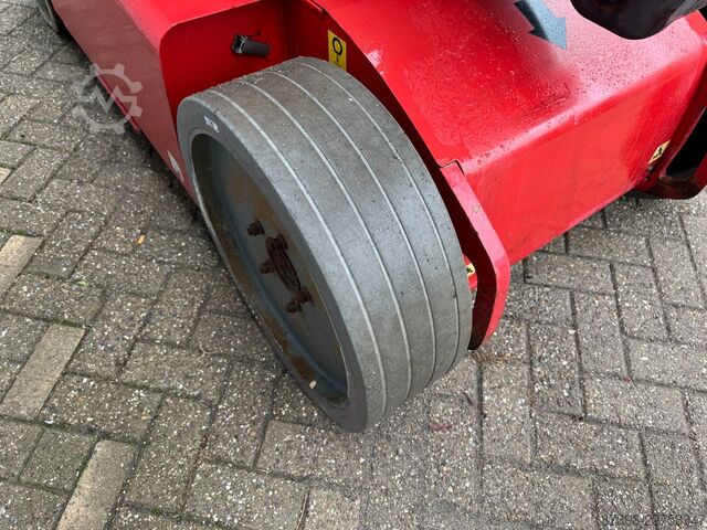 Articulated boom lift Manitou 120AETJ-C 3D Knikarmhoogwerker hoogwerker (2011)