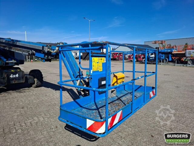 Telescopic boom lift Genie S-65