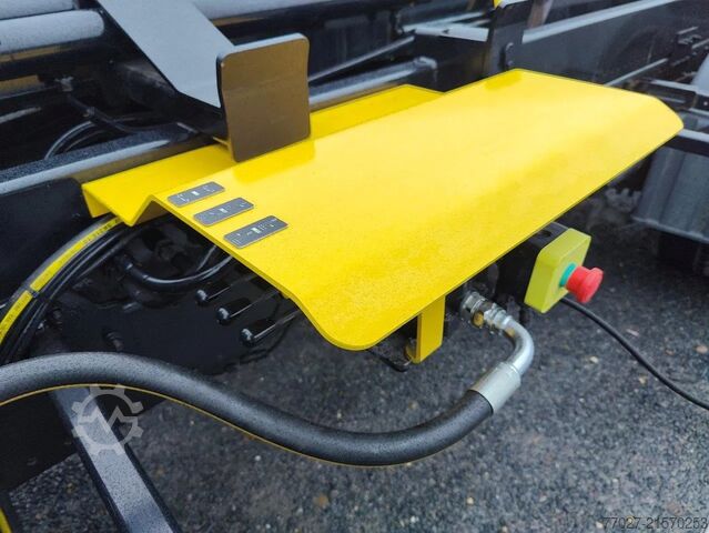 Hook arm system MAN TGL 12.250 with NEW Containersystem / Hooklift ...