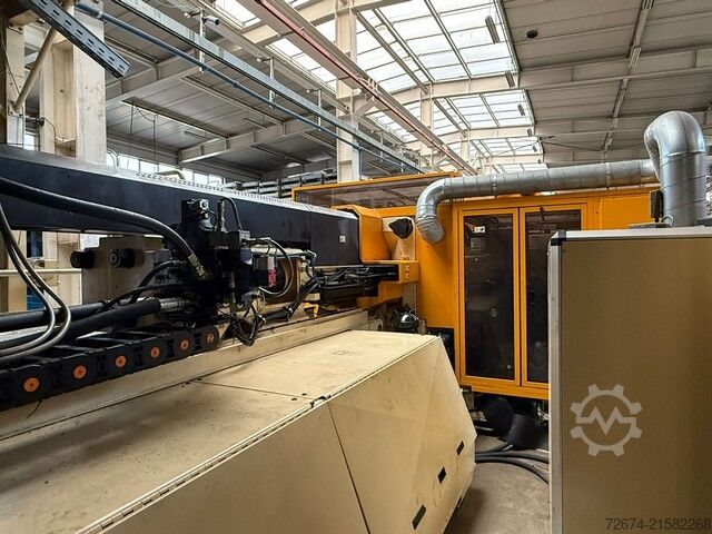 PET-Spritzgießmaschine HUSKY PET PREFORM PRESSES