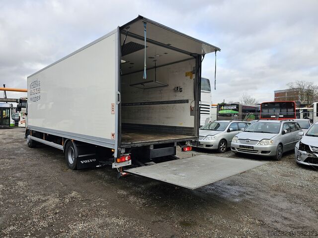 LKW mit Kofferaufbau Volvo FL 240 4x2 14Tons Hebebühne Blatt/Luft