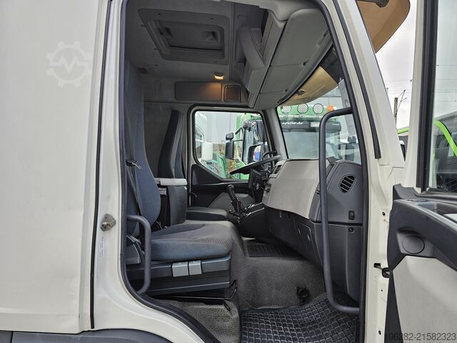 LKW mit Kofferaufbau Volvo FL 240 4x2 14Tons Hebebühne Blatt/Luft