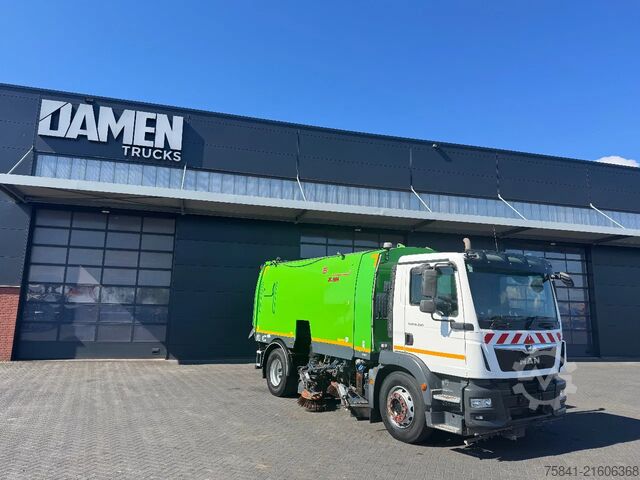 Road sweeper MAN TGM 18.290 met BROCK  SL 280 opbouw