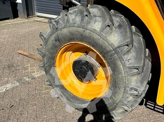 Front loader forklift JCB 926