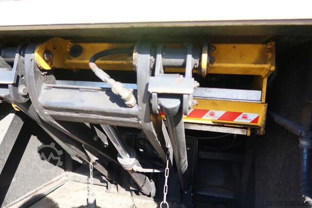 System Trailer PRSH 10TRI PRSH10TRI Bibliotheek, race, camper trailer + MAN TGL 15.290 System Trailer PRSH 10TRI PRSH10TRI Bibliotheek, race, camper ...