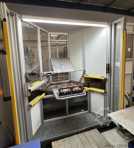 Robot welding cell with rotary table KUKA + Dalex + HS KR 150 R2700 extra +