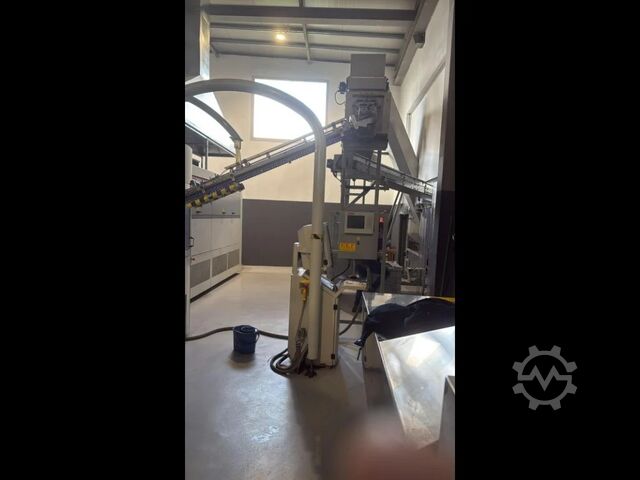 Gebrauchte Sidel-Krones komplette PET-Wasserabfülllinie, 18,000 bph, Baujahr 2002 Krones 