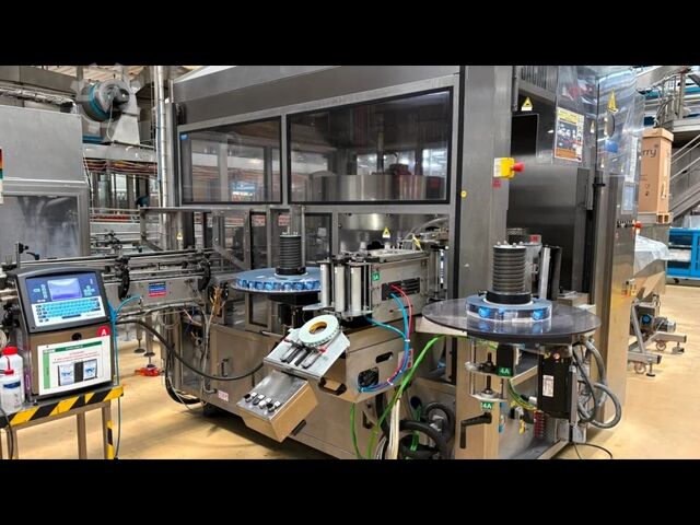 Gebrauchte Etikettiermaschine SACMI OPERA 200 RF Sacmi Opera 200 RF