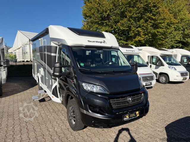 Teilintegriertes Wohnmobil SUNLIGHT T68 Black Edition