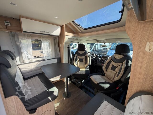 Teilintegriertes Wohnmobil SUNLIGHT T68 Black Edition
