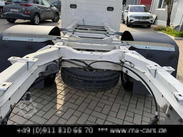 Transporter Fahrgestell MAN TGE 3.180 Automat Chassis 3,5 t 5.180 Navi Klima