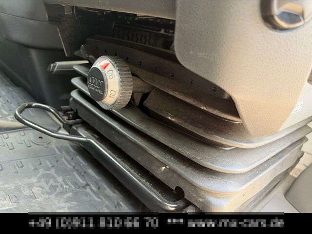 Transporter Fahrgestell MAN TGE 3.180 Automat Chassis 3,5 t 5.180 Navi Klima