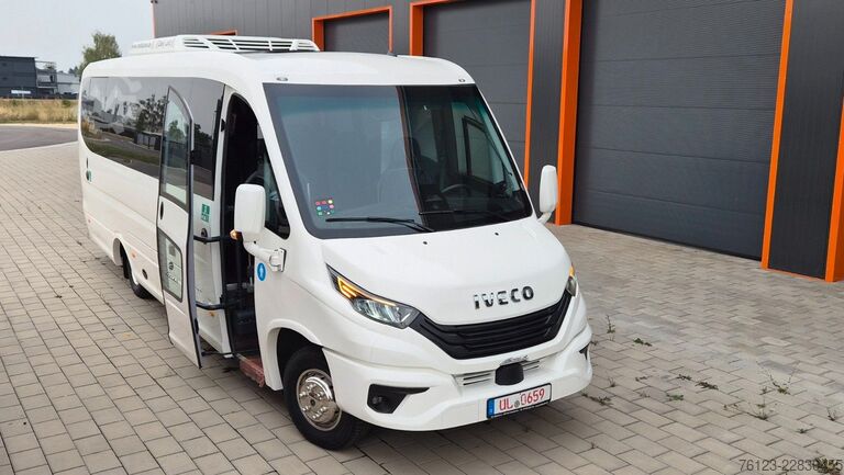 Kleinbus IVECO Daily 70 Ferqui Sunrise 34 Plätze COC