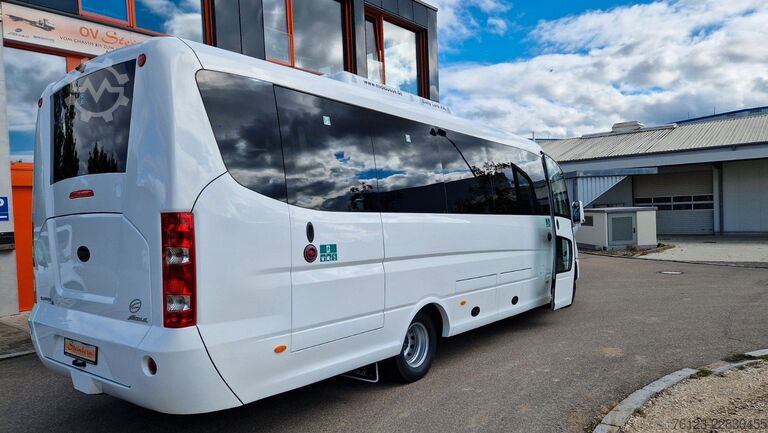 Kleinbus IVECO Daily 70 Ferqui Sunrise 34 Plätze COC
