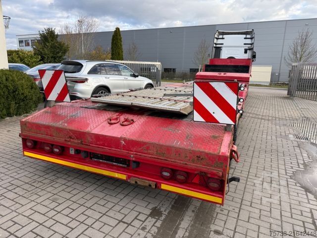 Tieflader-Sattelauflieger LINTRAILERS 3LADU 18-30/Tieflader/Ausziehbar/Rampen