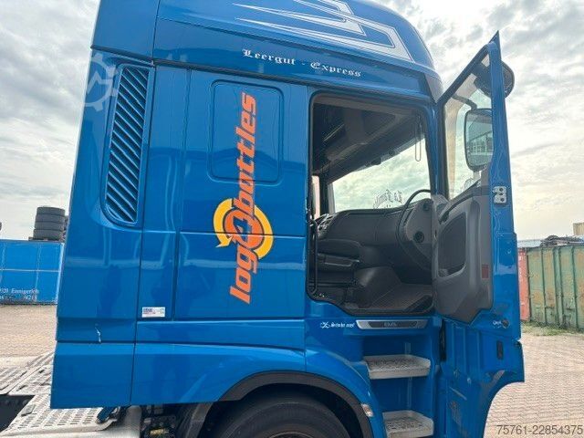 Volumen SZM DAF XF 530 Low Deck