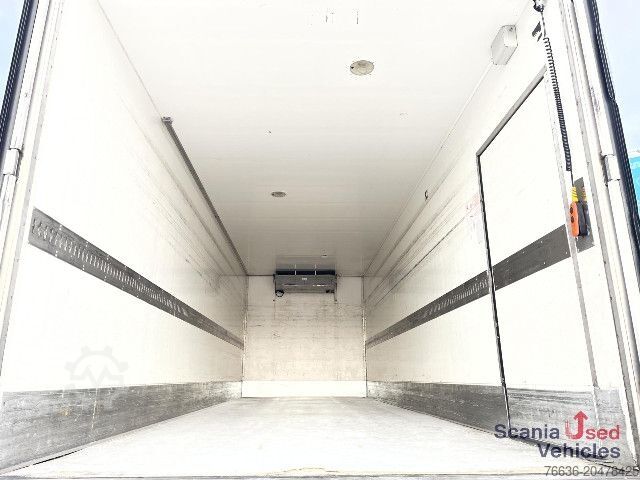 Kühlkoffer-LKW Scania P 250 B4x2LA FRIGO -27 TAIL LIFT 1.5T 815X251X244C